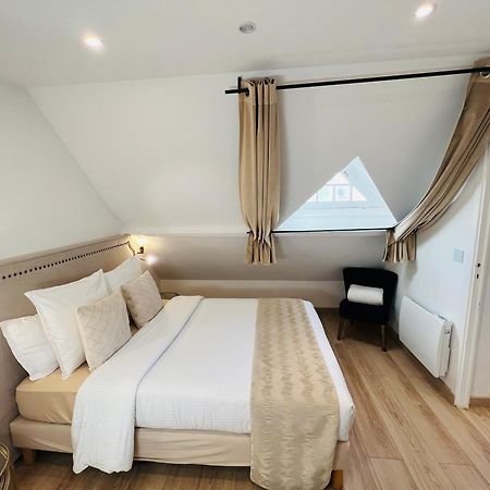Superbe Appartement Avec Jardin Et Parking Prive Ris-Orangis Exterior photo