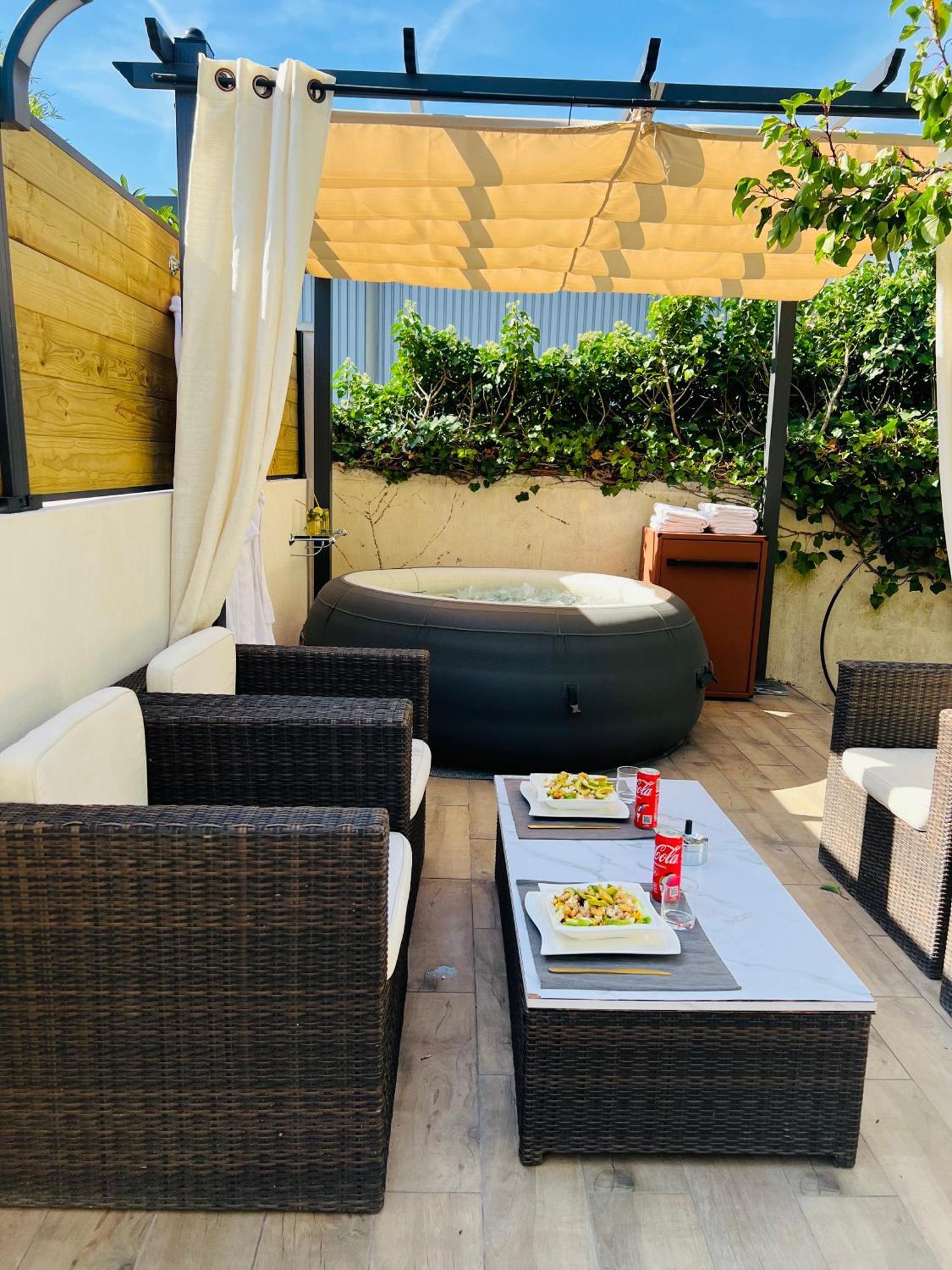 Superbe Appartement Avec Jardin Et Parking Prive Ris-Orangis Exterior photo