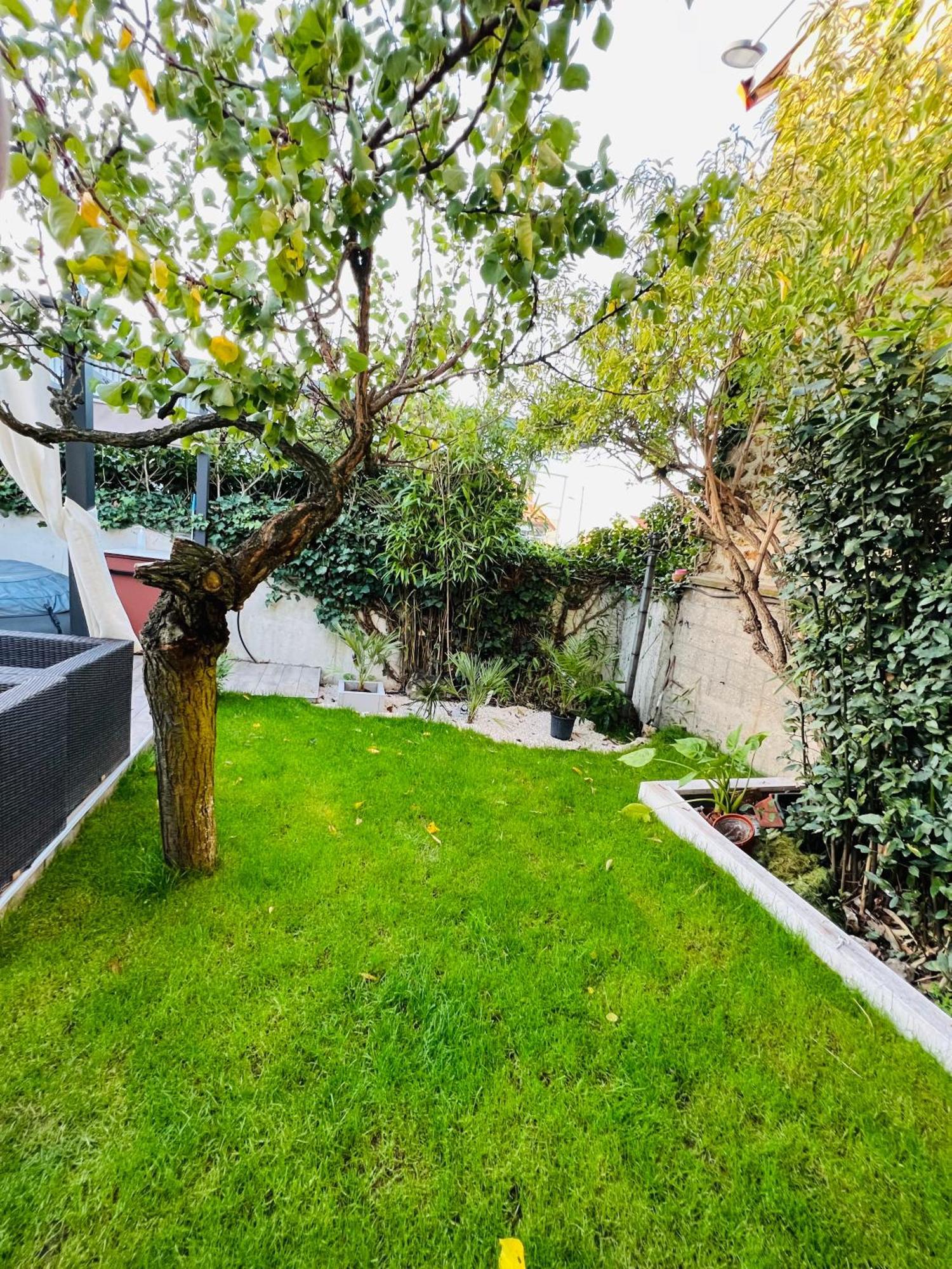 Superbe Appartement Avec Jardin Et Parking Prive Ris-Orangis Exterior photo
